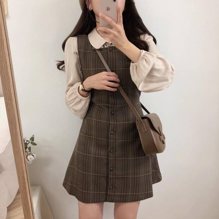 High And Thin Hong Kong Style Suspender Skirt